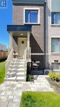 235-235 Birmingham St in Toronto, ON - Building Photo - Building Photo