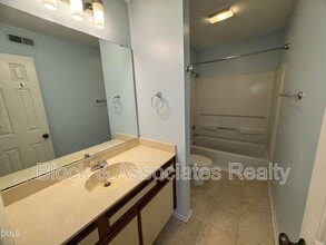 3704 Chimney Ridge Pl in Durham, NC - Building Photo - Building Photo