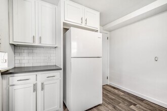 2124 Fairland St in Pittsburgh, PA - Building Photo - Building Photo