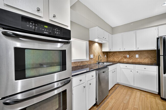 property at 1340 Chardonnay Dr