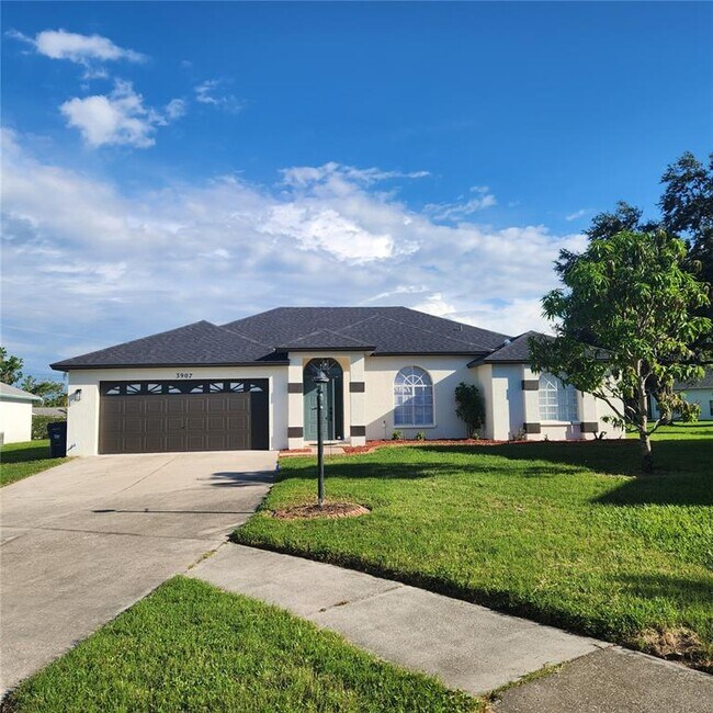 property at 3907 77th Pl E