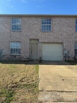 14246 S Hickory St in Glenpool, OK - Building Photo
