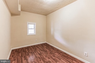 1106 Queen St NE in Washington, DC - Building Photo - Building Photo