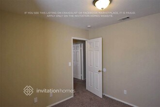 7400 Nye Dr in Highland, CA - Foto de edificio - Building Photo