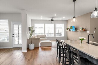 166 Twistleaf Dr in Buda, TX - Building Photo - Building Photo