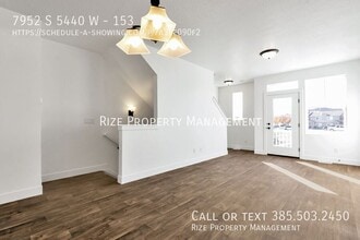 7952 S 5440 W in West Jordan, UT - Foto de edificio - Building Photo