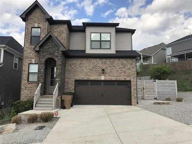 property at 5948 Woodlands Ave