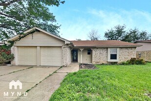 408 Park Center Blvd, Unit 2204 in Saginaw, TX - Building Photo