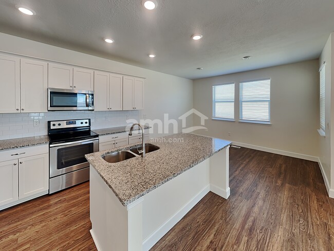 4428 Poplar St in Eagle Mountain, UT - Building Photo - Building Photo