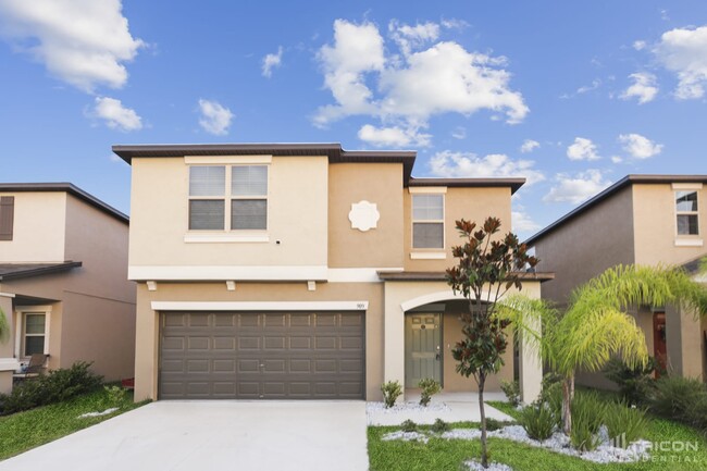 property at 909 Nutmeg Spice Pl