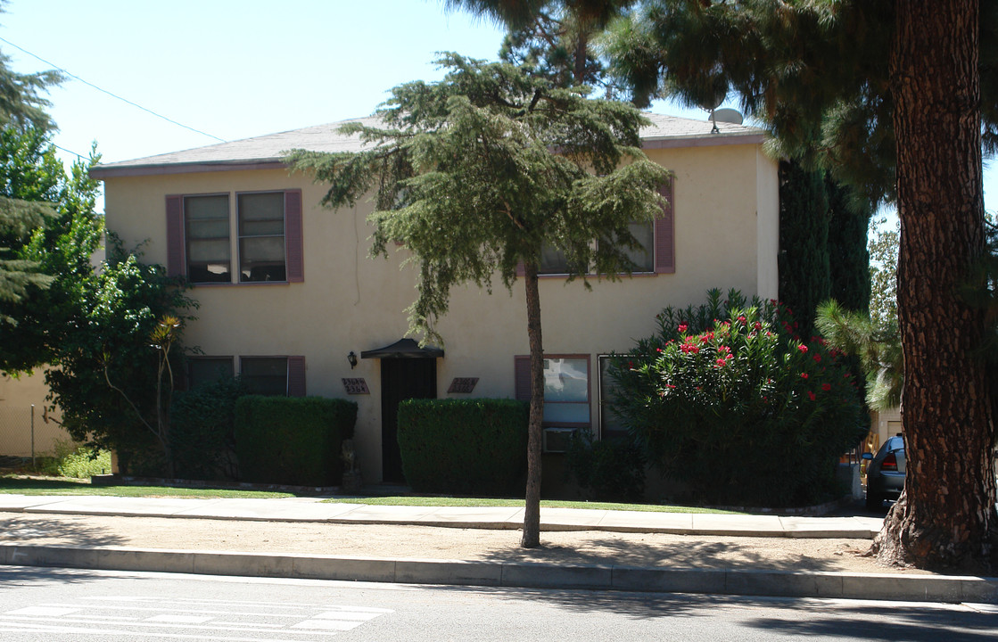 2364 Mira Vista Ave in Montrose, CA - Building Photo