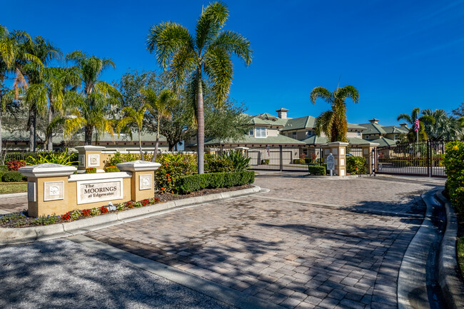 The Moorings at Edgewater in Lakewood Ranch, FL - Building Photo - Building Photo