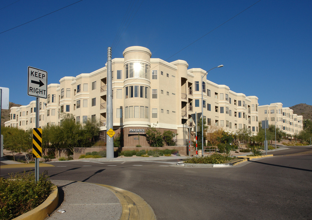 Providence of Central in Phoenix, AZ - Foto de edificio