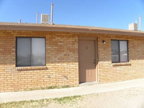 2609 Dona Ana Rd, Unit Dona Ana #2 in Las Cruces, NM - Foto de edificio - Building Photo