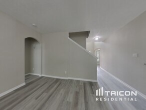 28906 Hidden Cove Dr in Magnolia, TX - Building Photo - Building Photo