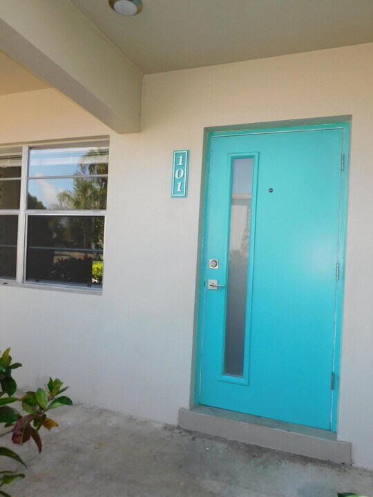 640 SE 2nd Ave in Boynton Beach, FL - Building Photo
