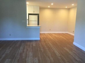 1074 NW 13th St-Unit -275C in Boca Raton, FL - Building Photo - Building Photo