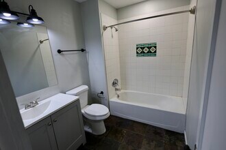 400 S 9th St in Palatka, FL - Foto de edificio - Building Photo