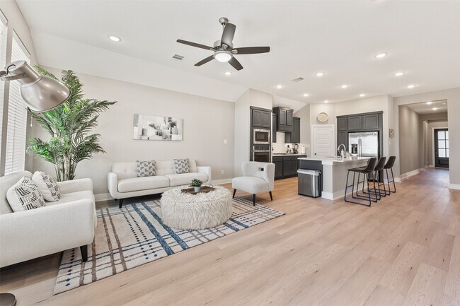 property at 29635 Burcreek Ln