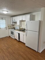 4850 5th St in Zephyrhills, FL - Building Photo