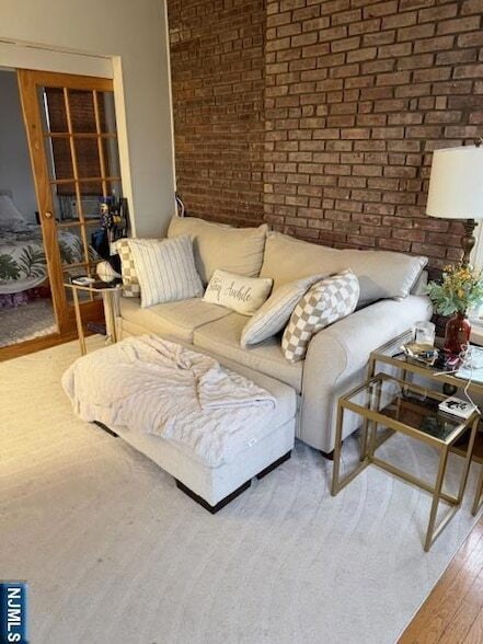 963-965 JFK Blvd E, Unit 2-1 in Weehawken, NJ - Foto de edificio - Building Photo