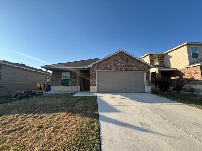 242 Elderberry in New Braunfels, TX - Foto de edificio - Building Photo