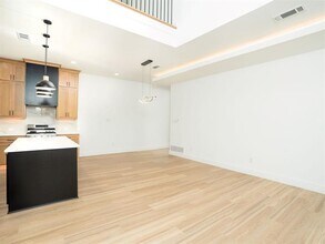 5851 Millar Dr in Dallas, TX - Building Photo - Building Photo