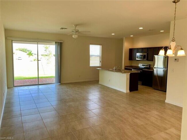 1608 NW 18th St in Cape Coral, FL - Building Photo - Building Photo
