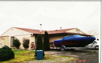 1613-1615 101st St E in Tacoma, WA - Building Photo