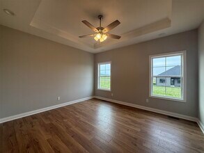 5404 Peony Dr in Bowling Green, KY - Building Photo - Building Photo