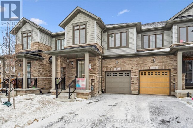 43 Blacklock St in Cambridge, ON - Building Photo - Building Photo