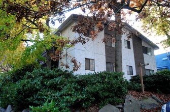 Wedgewood in Seattle, WA - Building Photo - Building Photo