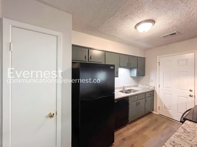 3565 Corsica Dr in Horn Lake, MS - Building Photo - Building Photo