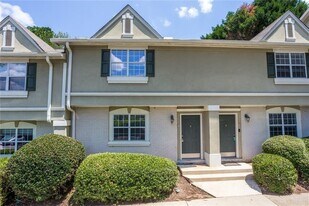 6900 Roswell Rd NE in Atlanta, GA - Building Photo