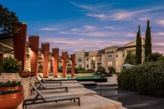 701 N Vista Ridge Blvd in Cedar Park, TX - Building Photo - Building Photo