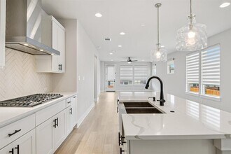 2136 Nightjar Song Dr in Leander, TX - Building Photo - Building Photo