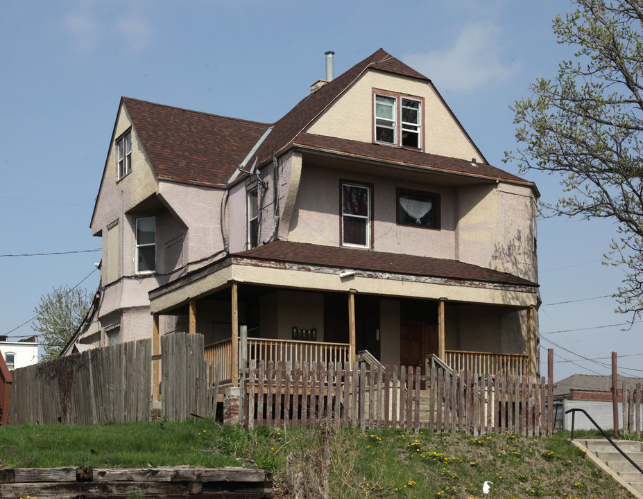 820 S 29th St in Omaha, NE - Building Photo