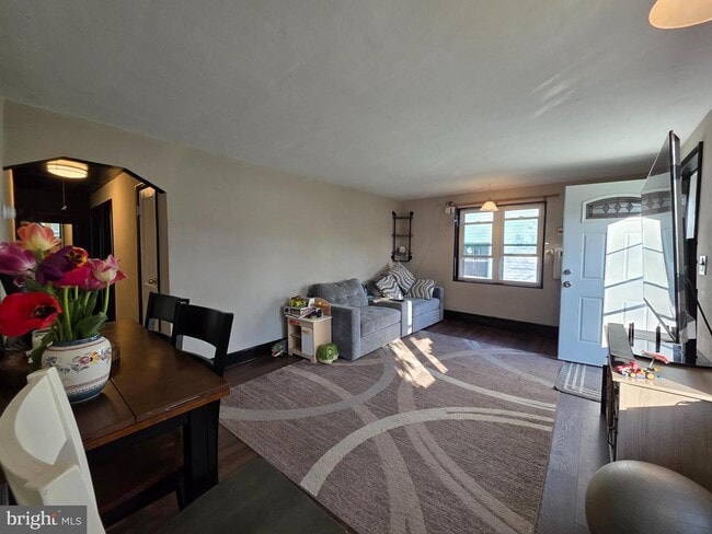 property at 14 Scarlet Ave