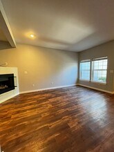 617 7th St SE-Unit -Wheeler, M&K (617) in Puyallup, WA - Building Photo - Building Photo