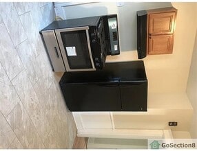 23 Elmwood Ave in Bridgeport, CT - Building Photo - Building Photo