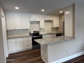 204 Covered Bridge Blvd in Englishtown, NJ - Building Photo - Building Photo