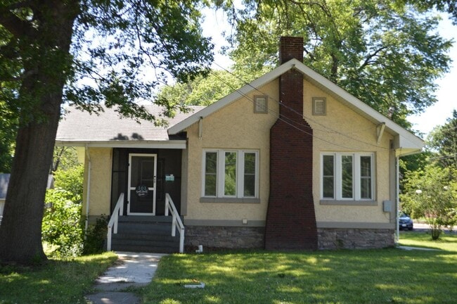 property at 101 S Garth Ave