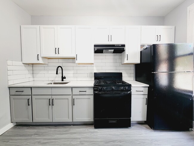 230 Grant Ave, Unit 2, Unit 2