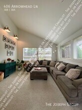 406 Arrowhead Ln in Everson, WA - Building Photo - Building Photo