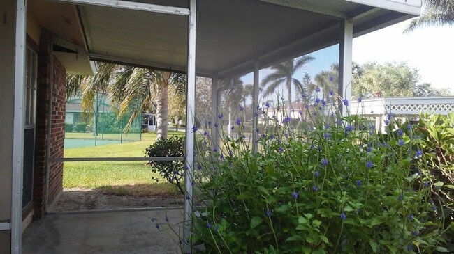 3300 Prince Edward Island Cir in Ft. Myers, FL - Building Photo - Building Photo