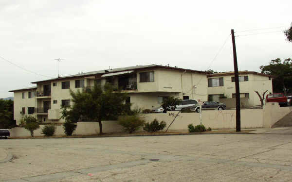 2323 Marathon St in Los Angeles, CA - Foto de edificio - Building Photo