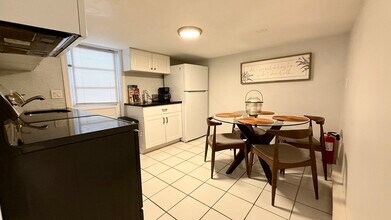 165 Charger St, Unit #2 in Revere, MA - Building Photo - Building Photo