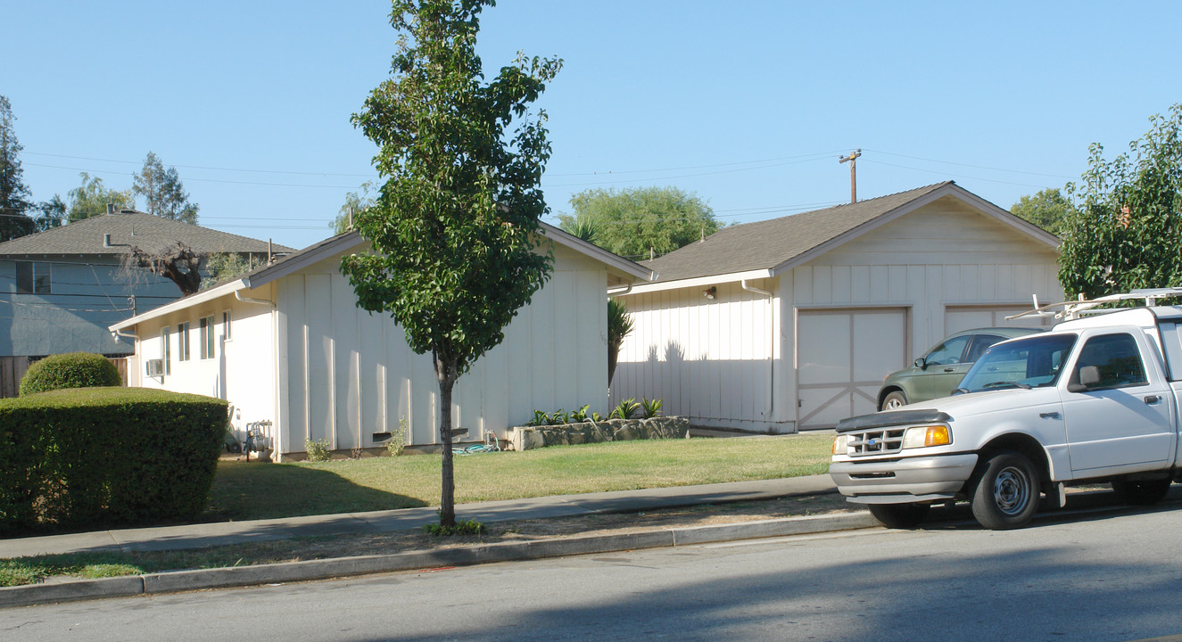 160-162 Budd Ave in Campbell, CA - Foto de edificio