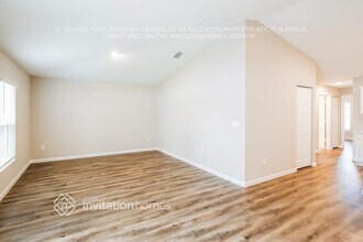 1702 SW Airoso Blvd in Port St. Lucie, FL - Building Photo - Building Photo