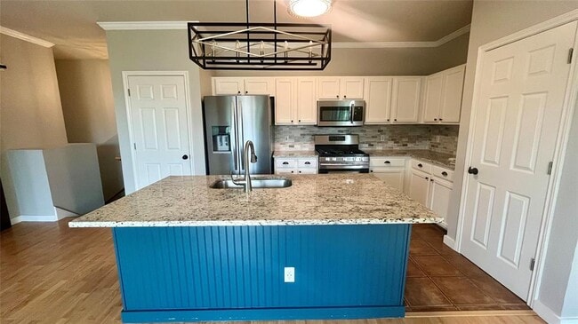 7501 Shadowridge Run in Austin, TX - Building Photo - Building Photo